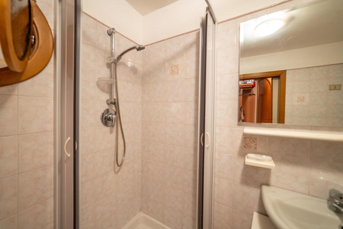 Apartamento Il Nido Nápoles Exterior foto