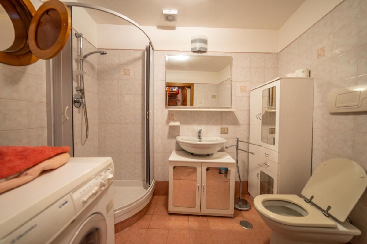 Apartamento Il Nido Nápoles Exterior foto